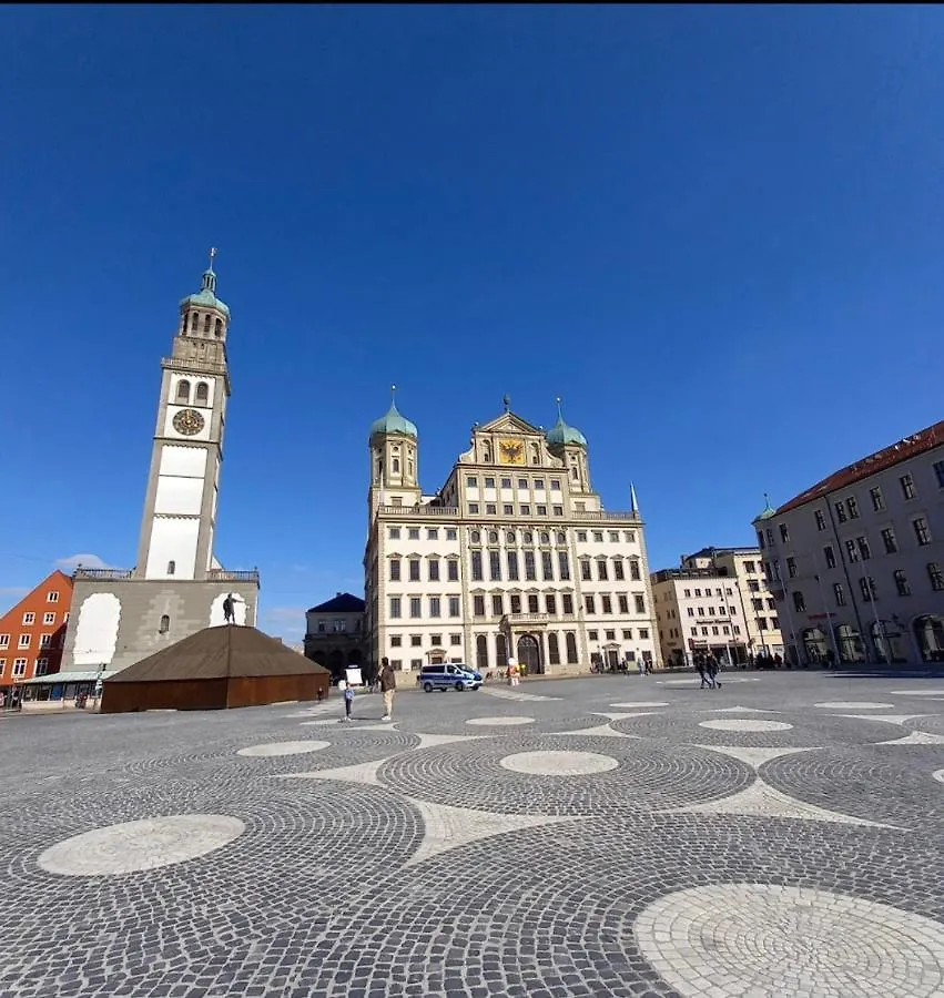 Wohnung In Augsburg Innenstadt -Tiefgarage Apartment