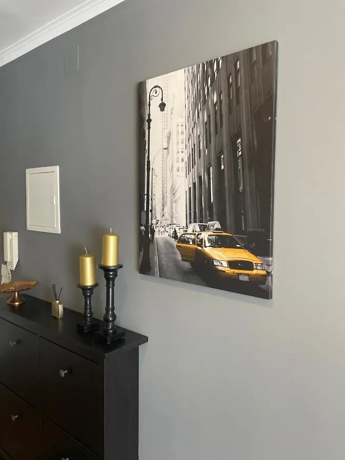 Wohnung In Augsburg Innenstadt -Tiefgarage