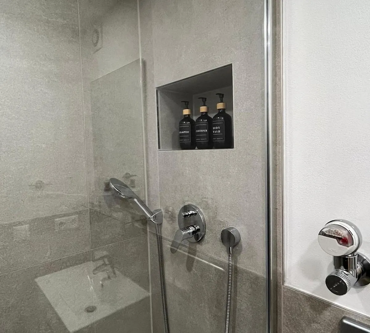Wohnung In Augsburg Innenstadt -Tiefgarage